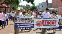 Laranjeiras - Para alertar população sobre os riscos da dengue e chikungunya, secretaria de Saúde realiza passeata pelas ruas do centro