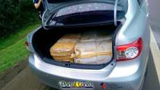 Laranjeiras - PRF  aprende aproximadamente quase 250 kg de maconha