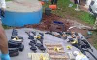Polícia encontra arsenal de guerra e desconfia que seria usado para resgate de narcotraficante