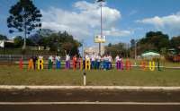 Laranjeiras - Alunos do Colégio Floriano realizam intervenção artística no trevo da cidade