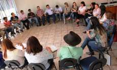 Nova Laranjeiras - Reunião discute construção de um espaço na aldeia SEDE