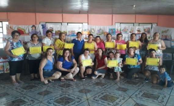 Porto Barreiro - Assistência Social e CRAS realizam oficinas aos grupos de mulheres