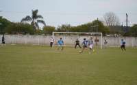 Pinhão - Secretaria de Esportes inicia escolinha de futebol de Campo