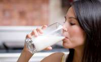 Dieta do leite: como funciona e quais são os riscos de adotar essa e outras “dietas da moda”