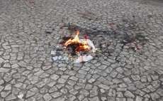 Duas pessoas ficam feridas em tumulto durante protesto em Curitiba