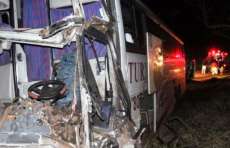 Acidente com ônibus de estudantes deixa mortos e feridos no Paraná