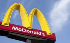 McDonald&#039;s é condenado por obrigar atendente a ficar nua diante de colegas