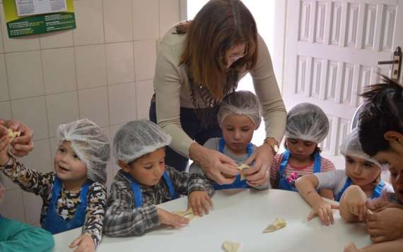 Porto Barreiro – Escola Recanto Feliz realiza projeto se divertindo com alimentos