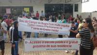 Quedas - Professores manifestam em Laranjeiras por manutenção de empregos
