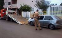 Laranjeiras - Carro irregular é apreendido pela Polícia Militar