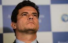 Sergio Moro recebe comenda outorgada pela Fecomércio