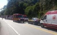 Ônibus de banda gaúcha tomba e deixa dois mortos