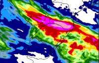 Chuva volumosa tende a provocar enchente em cidades do RS, SC e PR