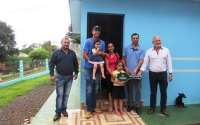 Guaraniaçu - Prefeito Osmário participa de entrega de habitações da Cresol