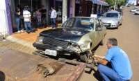 Laranjeiras - Acidente neste domingo no centro envolve Corsa e Chevette