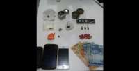 Polícia apreende ecstasy, maconha, cocaína, e dinheiro em Matinhos