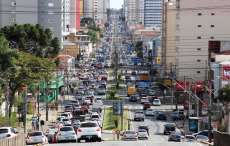 Crescimento da frota de veículos no Paraná desacelerou em 2014