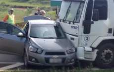 Mulher morre e dois ficam feridos em grave acidente na BR-163