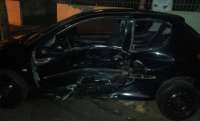 Laranjeiras - Saveiro colide com Peugeot e motorista foge do local