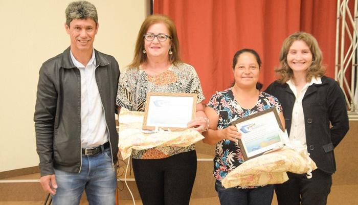 Catanduvas - Homenagem a professoras aposentadas por dedicação ao Serviço Público