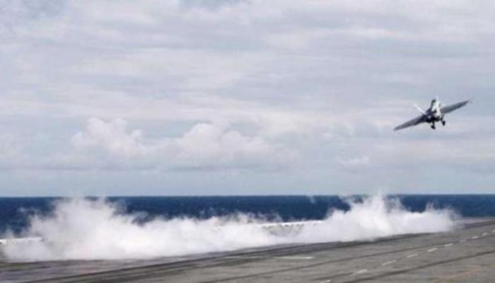 Avião da Marinha dos EUA cai no mar das Filipinas com 11 pessoas a bordo
