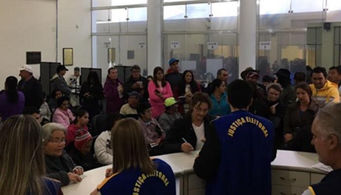 Laranjeiras - População surpreende a Justiça Eleitoral com recadastramento biométrico que terminou na sexta dia 15