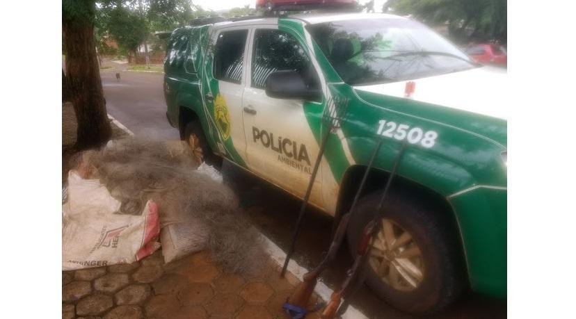 Rio Bonito - Força Verde aprende armamento e pescador no Alagado