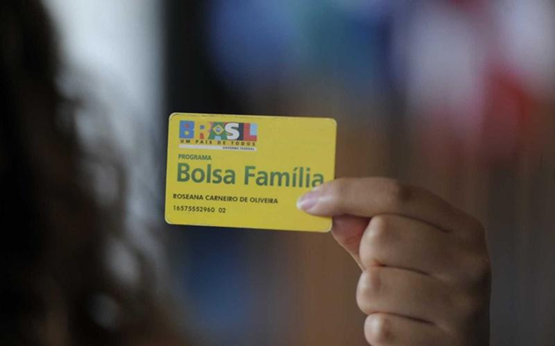 Auditoria aponta fraude em quase 350 mil cadastros do Bolsa Família