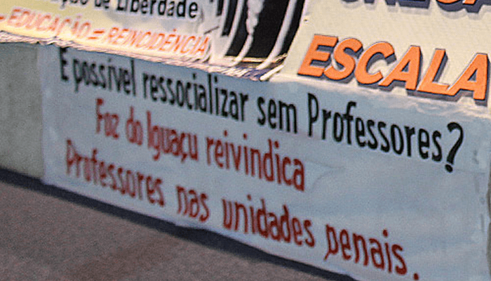 Em liminar, Cármen mantém professores atuando em presídios do Paraná