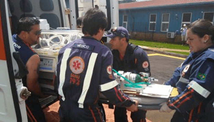 Parto de trigêmeos mobiliza ambulâncias e helicóptero; bebês foram transferidos para Londrina