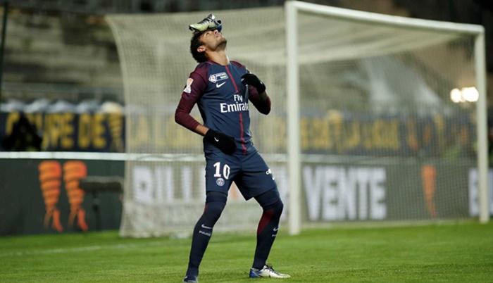 Neymar já fez mais gols pelo PSG que na última temporada pelo Barça