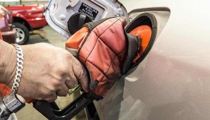 Petrobras anuncia aumento de 1,4% no preço da gasolina e de 2,3% no do diesel