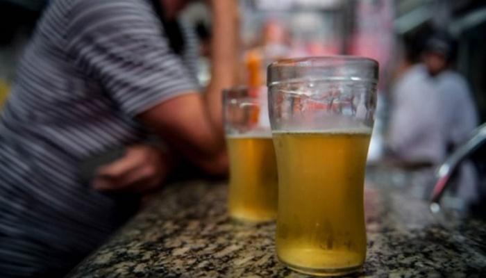 Depois de um período de estagnação, brasileiros voltam a beber mais cerveja