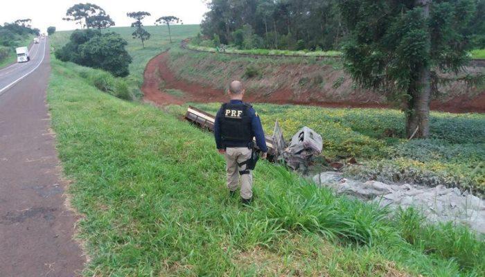 Catanduvas - PRF registra saída de pista com catanduvenses em Cascavel