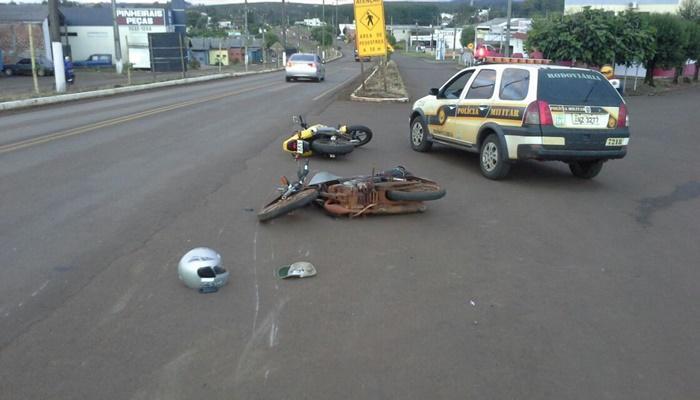 Quedas - PRE registra colisão entre motos