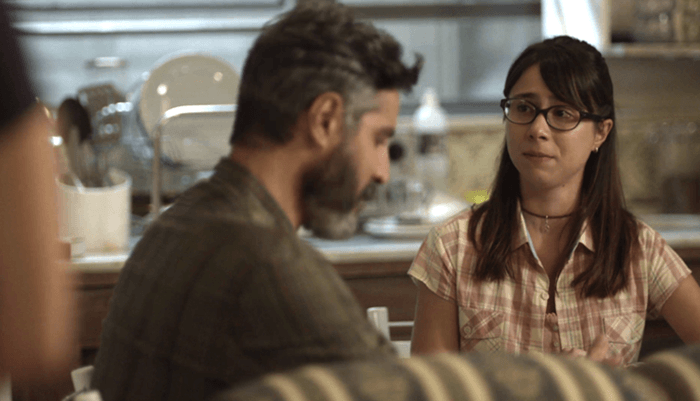 'Malhação': Benê explica síndrome para o pai e surpreende Josefina