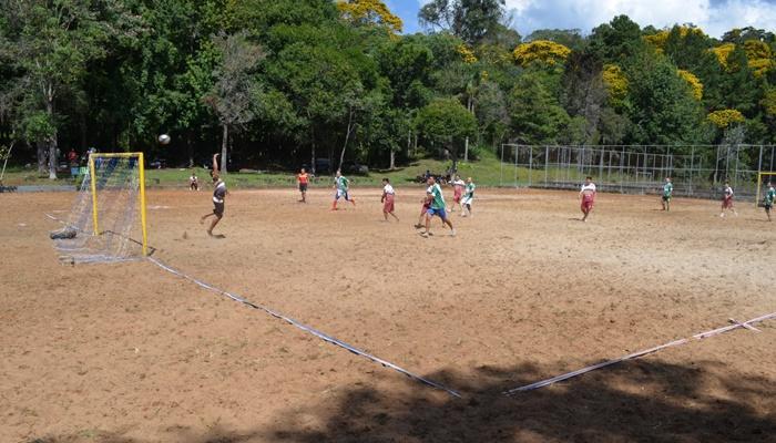 Pinhão - Primeiro Torneio de Verão marcou a reabertura da quadra de areia da Área de Lazer Municipal