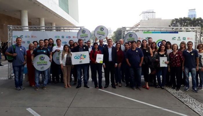 Representantes do NRE participam de lançamento de programas governamentais