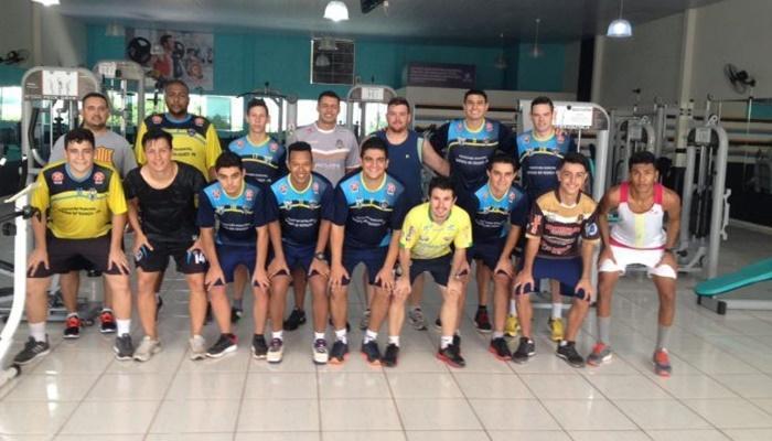 Quedas - Time de Futsal Quedense recebe apoio na preparação para a Bronze