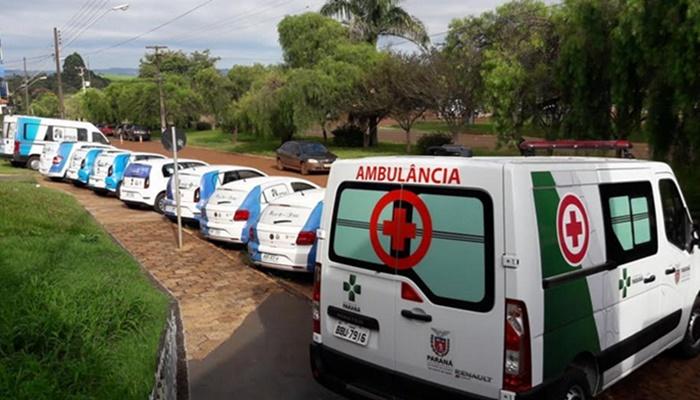 Rio Bonito - Prefeito Ademir Fagundes e funcionários da Saúde entregam 12 carros zero km para a população