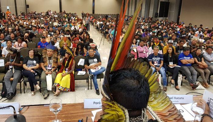 Nova Laranjeiras - Professor da Terra Indígena do Rio das Cobras participa de Conferência de Educação Indígena