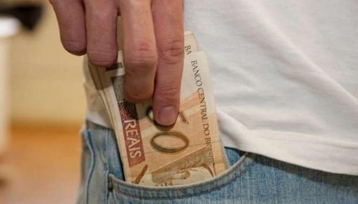 Número de devedores no Paraná cai 3,15% em fevereiro