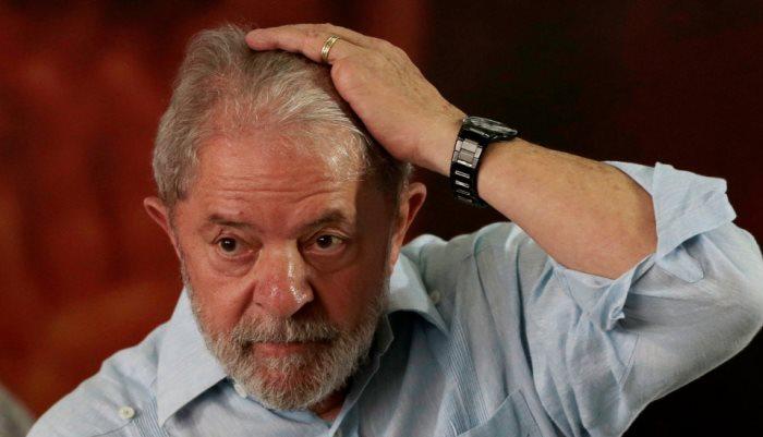 Moro decida: Lula tem até amanhã para se apresentar na PF