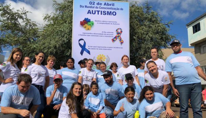 Guaraniaçu - APAE faz campanha de conscientização sobre o autismo
