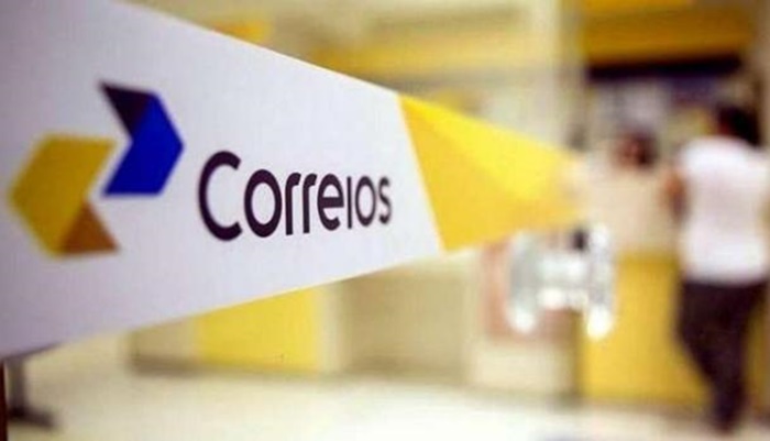 Presidente dos Correios defende fechamento de agências para modernizar empresa