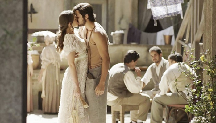 'Orgulho e Paixão': Ernesto dá beijo apaixonado em Ema, e Jorge vê