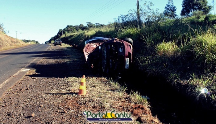 Laranjeiras - Condutor fica em estado grave após capotamento na BR-158