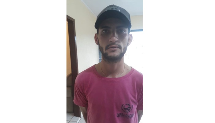 Catanduvas - Polícia prende indivíduo que furtou celular