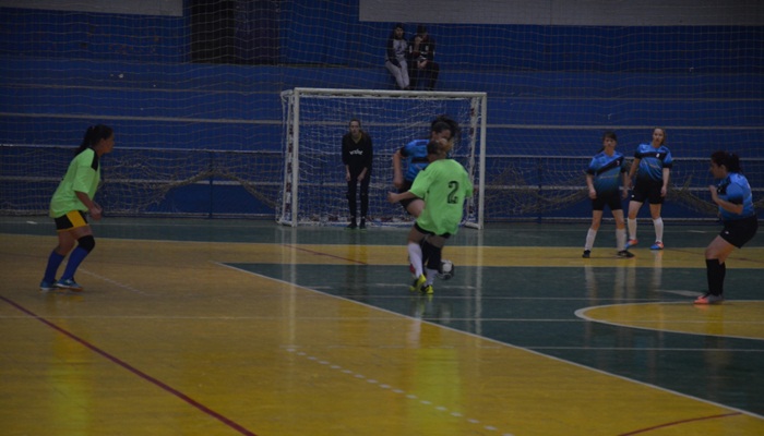 Pinhão - Secretaria de Esportes divulga finalistas do Campeonato de Futsal feminino