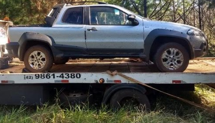 Rio Bonito - Veículo que foi roubado na última terça dia 10, foi recuperado